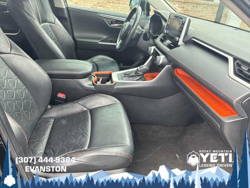 Used 2020 Toyota RAV4 Adventure AWD/4WD image 29