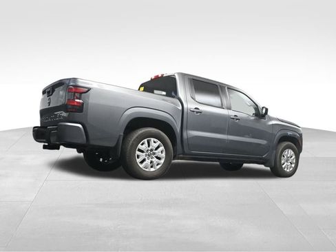 Used 2022 Nissan Frontier SV w/ Technology Package RWD image 14