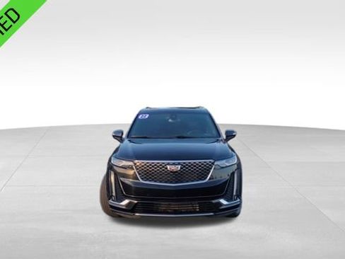 Certified 2022 Cadillac XT6 Premium Luxury image 4