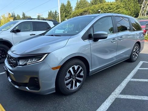Used 2025 Honda Odyssey EX-L image 2
