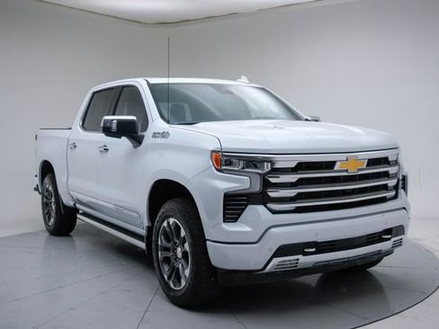 New 2026 Chevrolet Silverado 1500 High Country w/ Technology Package AWD/4WD image 10