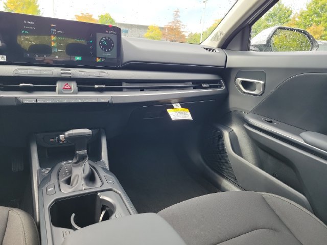 New 2026 Kia K4 FWD image 10