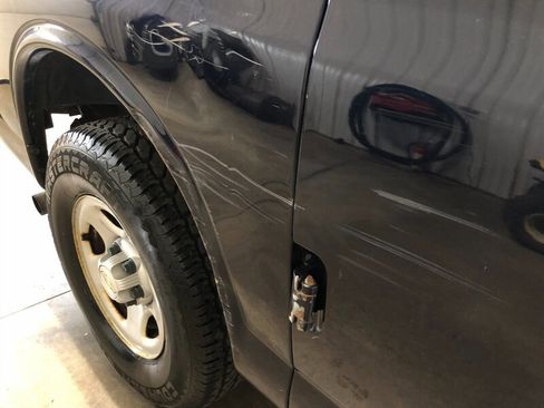 Used 2006 Chevrolet Express 1500 Passenger image 7