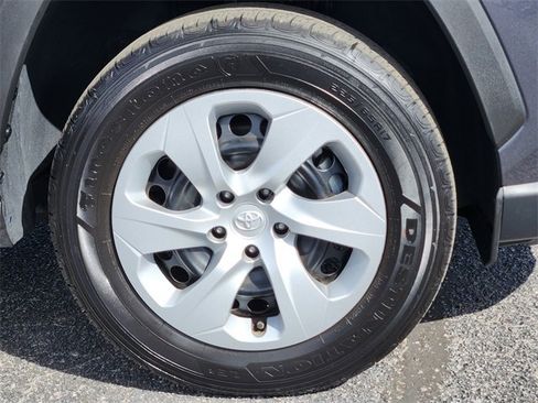 Certified 2025 Toyota RAV4 LE image 7