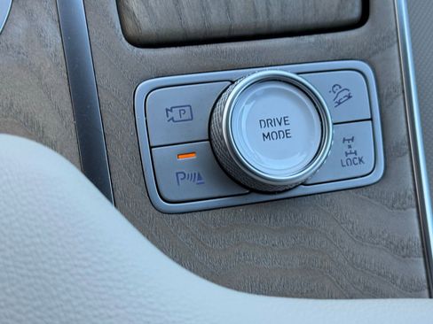 Used 2024 Genesis GV80 2.5T w/ Advanced Package image 30