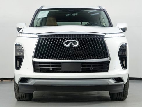 Used 2025 INFINITI QX80 Luxe w/ Cargo Package AWD/4WD image 7