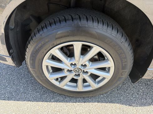Used 2024 MAZDA CX-5 AWD 2.5 S w/ Select Package image 27