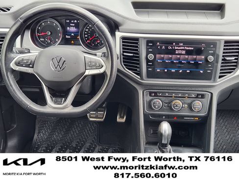 Used 2021 Volkswagen Atlas Cross Sport SE w/ Panoramic Sunroof Package FWD image 26