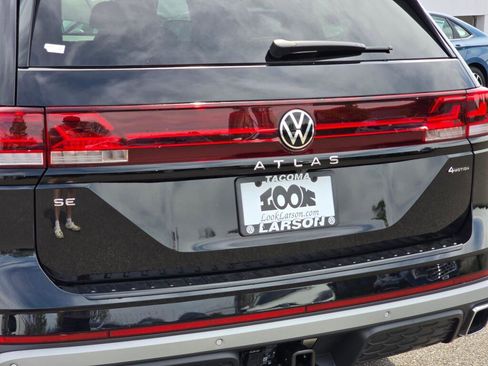 New 2026 Volkswagen Atlas Peak Edition AWD/4WD image 12