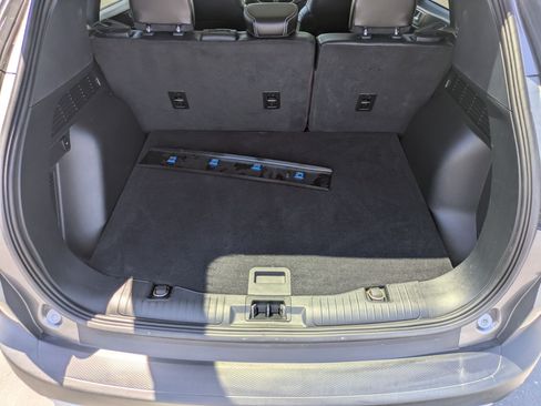 Used 2021 Ford Escape Titanium AWD/4WD image 32