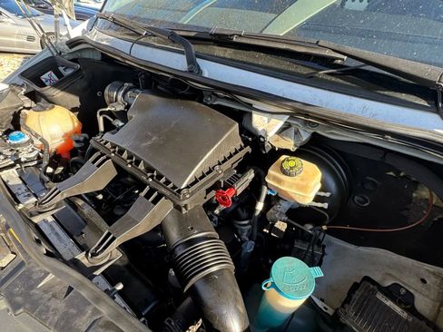 Used 2014 Mercedes-Benz Sprinter 2500 image 27