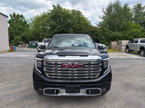 Used 2025 GMC Sierra 1500 Denali AWD/4WD image 17