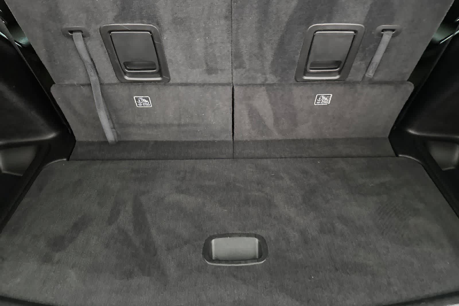Used 2024 Jeep Grand Cherokee L Laredo RWD image 19