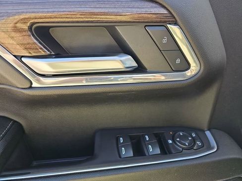 Used 2024 Chevrolet Silverado 1500 LT w/ Z71 Off-Road Package image 23