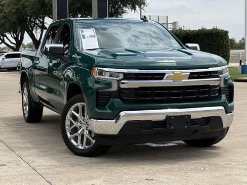 Used 2024 Chevrolet Silverado 1500 LT RWD image 3