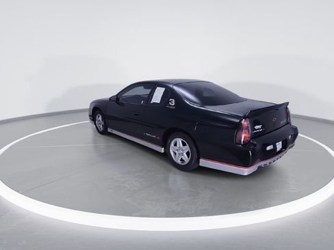 Used 2002 Chevrolet Monte Carlo SS w/ Pace Car Replica Pkg FWD image 7