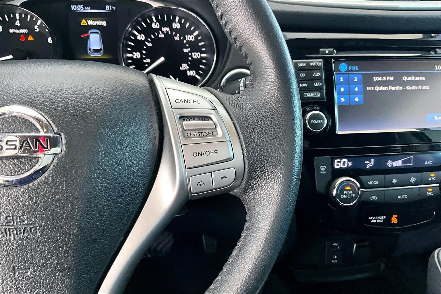 Used 2015 Nissan Rogue SL FWD image 24