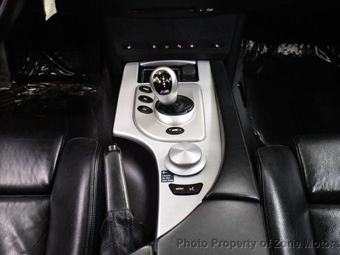 Used 2006 BMW M5 image 26