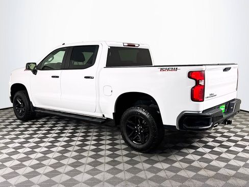 Used 2024 Chevrolet Silverado 1500 LT Trail Boss w/ Protection Package AWD/4WD image 6