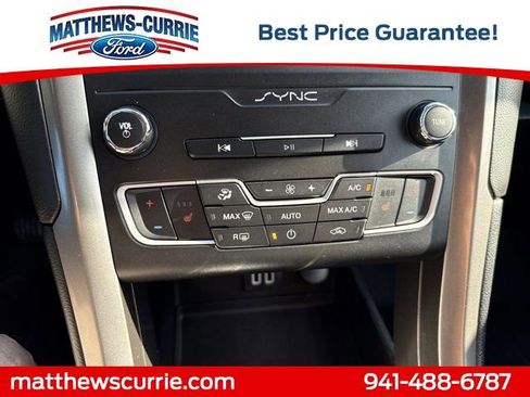 Used 2019 Ford Fusion SEL FWD image 19