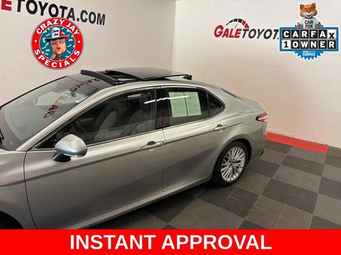 Used 2018 Toyota Camry XLE w/ Audio Package FWD image 8