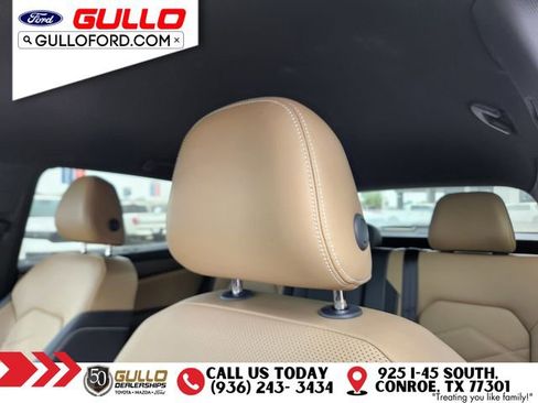 Used 2025 Volkswagen Atlas Cross Sport SE image 17