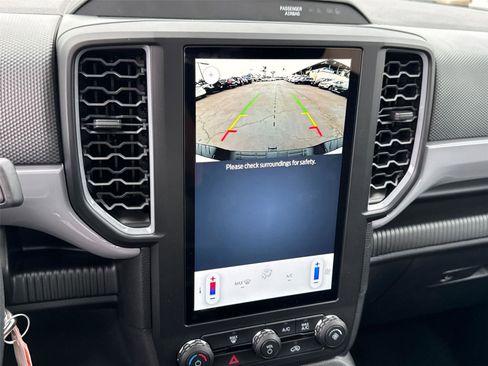 Used 2025 Ford Ranger XL w/ Trailer Tow Package image 30