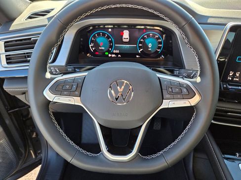 New 2026 Volkswagen Atlas Cross Sport SE FWD image 11