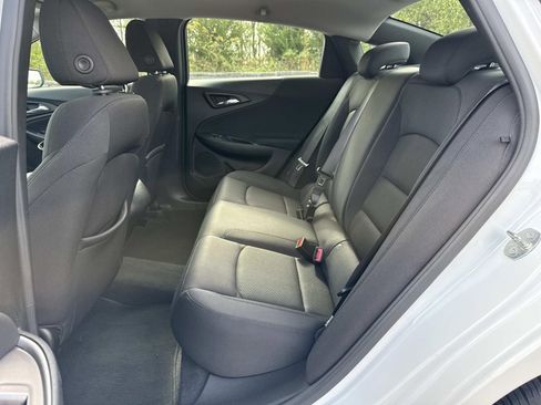 Used 2022 Chevrolet Malibu LS image 27