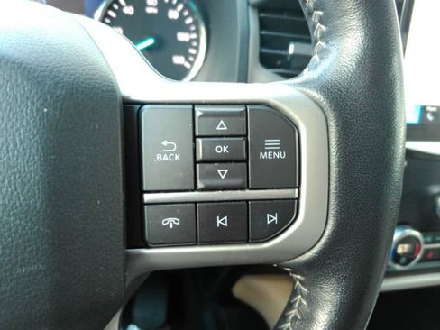 Used 2024 Ford Expedition Max XLT image 38