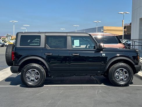 New 2026 Ford Bronco Big Bend AWD/4WD image 2