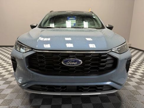 Used 2024 Ford Escape ST-Line w/ Tech Pack #1 AWD/4WD image 4