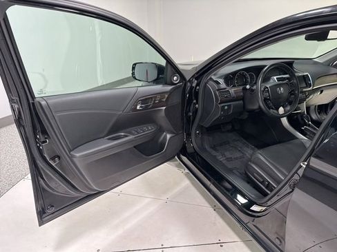 Used 2016 Honda Accord EX-L image 10