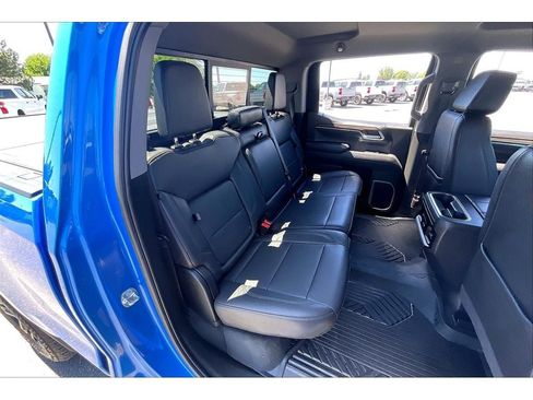 Used 2025 Chevrolet Silverado 1500 LT Trail Boss AWD/4WD image 28