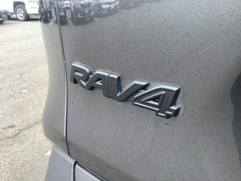 Used 2023 Toyota RAV4 LE AWD/4WD image 6