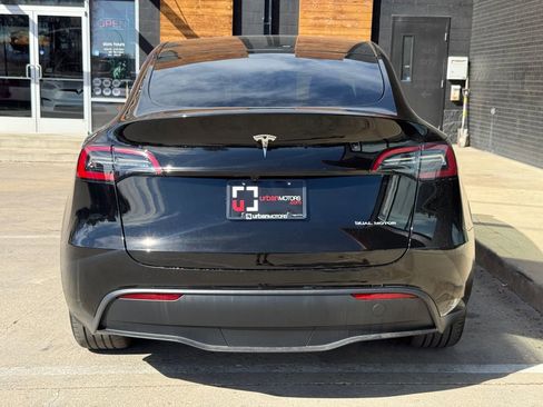 Used 2024 Tesla Model Y Long Range image 13