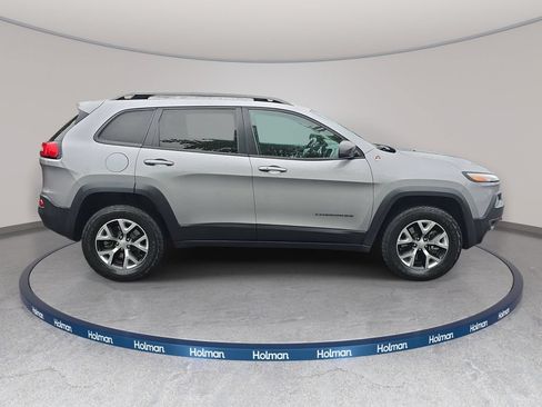 Used 2018 Jeep Cherokee Trailhawk w/ Quick Order Package 27L AWD/4WD image 5