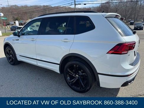Used 2024 Volkswagen Tiguan SE R-Line image 7