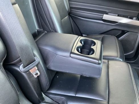 Used 2023 Ford Explorer Limited AWD/4WD image 15