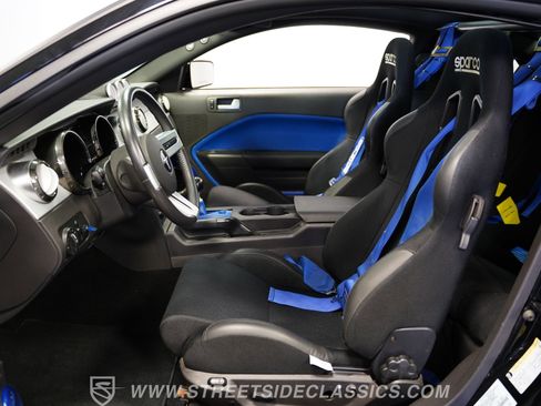 Used 2005 Ford Mustang GT RWD image 39
