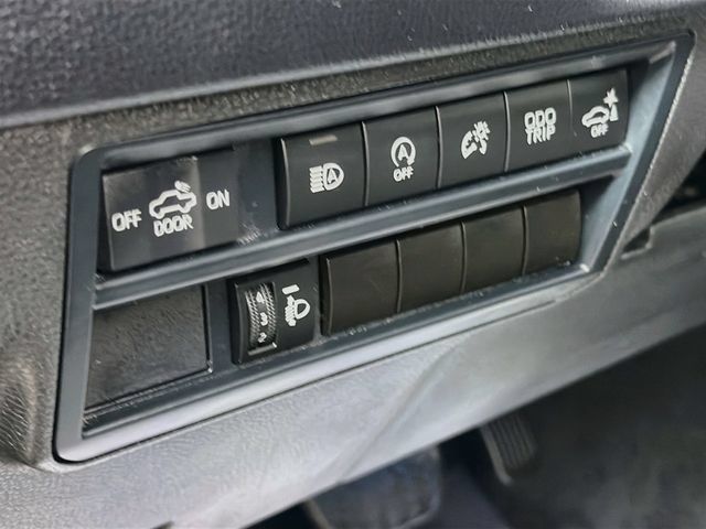 Used 2024 Toyota Tundra SR5 w/ SR5 Convenience Package AWD/4WD image 10