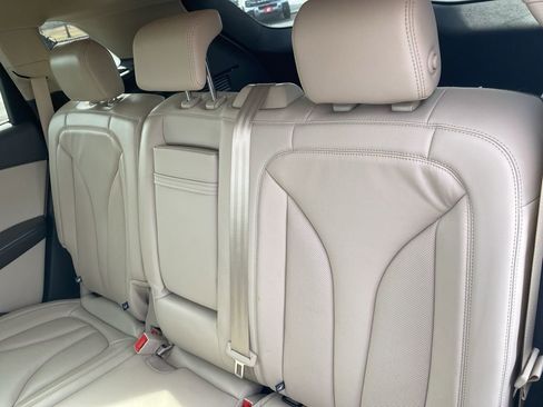 Used 2020 Lincoln Nautilus FWD w/ Equipment Group 101A image 33