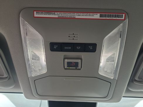 Used 2023 Toyota RAV4 XLE FWD image 21