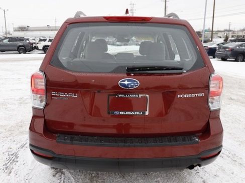 Used 2018 Subaru Forester 2.5i w/ Alloy Wheel Package image 4