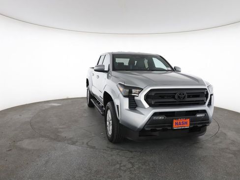Used 2024 Toyota Tacoma SR5 RWD image 3