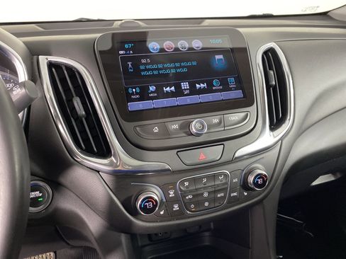 Used 2018 Chevrolet Equinox LT w/ Sun & Infotainment Package FWD image 34