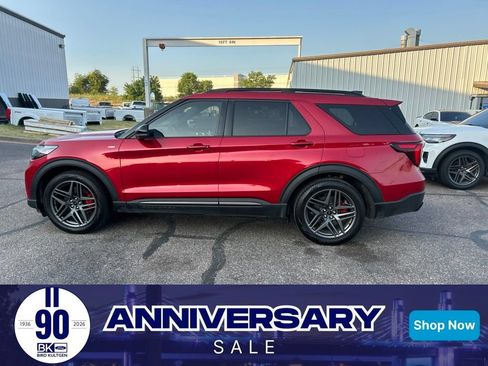 Used 2025 Ford Explorer ST-Line w/ Premium Package RWD image 1