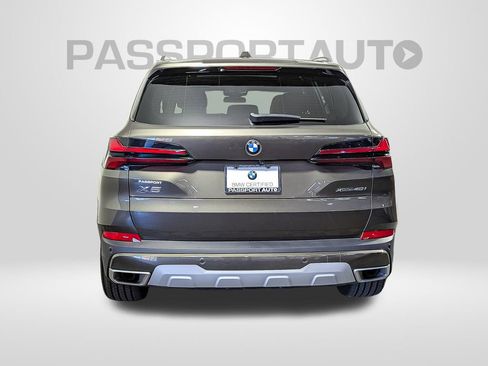 Certified 2024 BMW X5 xDrive40i w/ Premium Package image 5