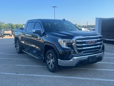Used 2019 GMC Sierra 1500 SLE w/ SLE Convenience Package AWD/4WD image 8