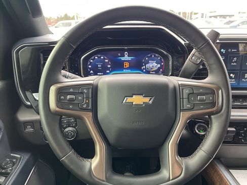 Used 2024 Chevrolet Silverado 3500 High Country w/ High Country Premium Package image 20